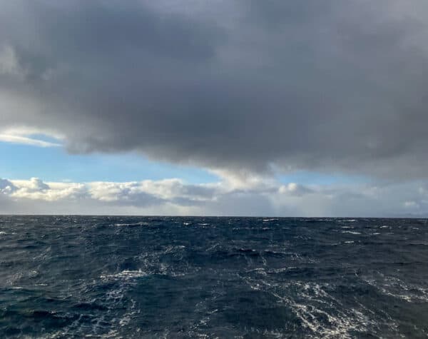 Schweres Wetter auf dem Törn von Bermuda nach Horta, Faial (Azoren) - Nordatlantik